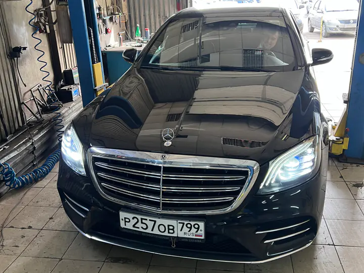Mercedes-Benz W222 в сервисе